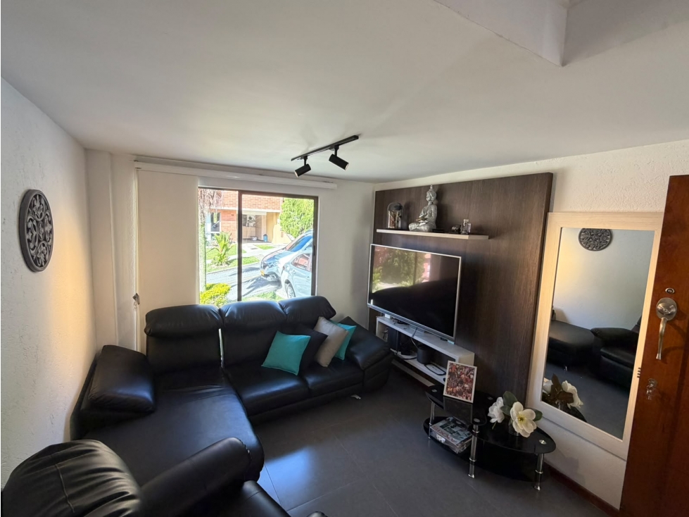 CASA EN VENTA EN UNIDAD CERRADA SECTOR LAS ANTILLAS ENVIGADO — foto 4