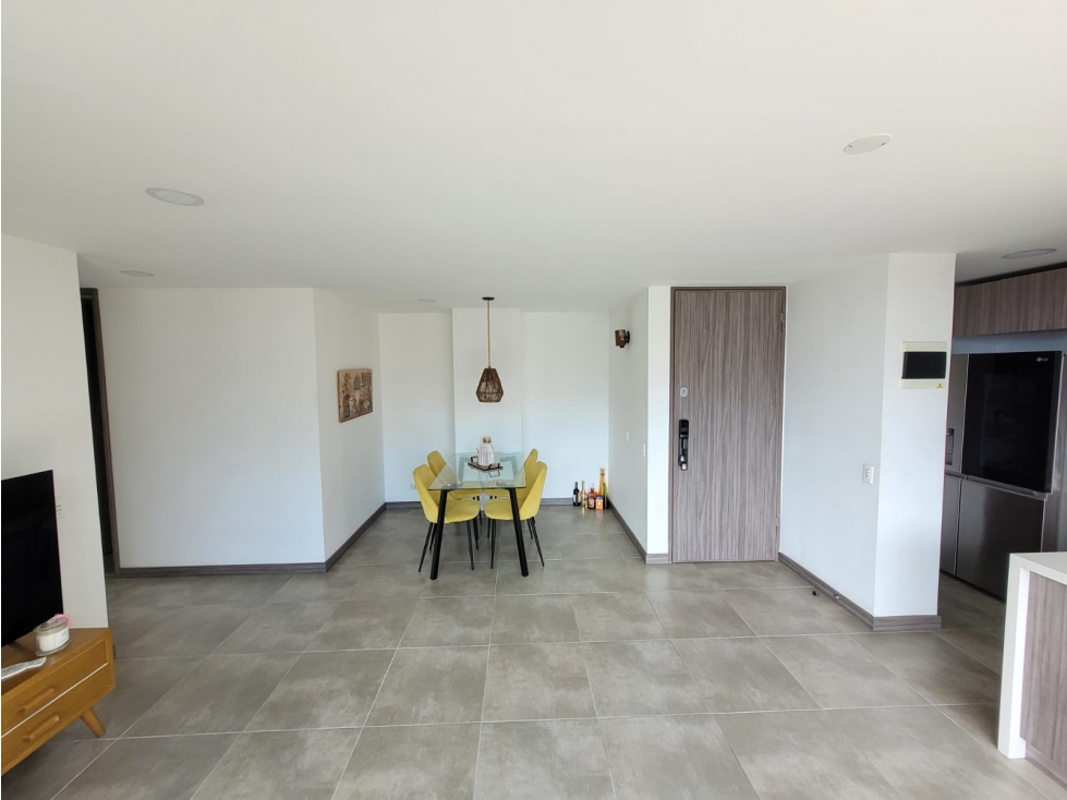 Amplio Apartamento con vista Panorámica en Venta - La Estrella — foto 6
