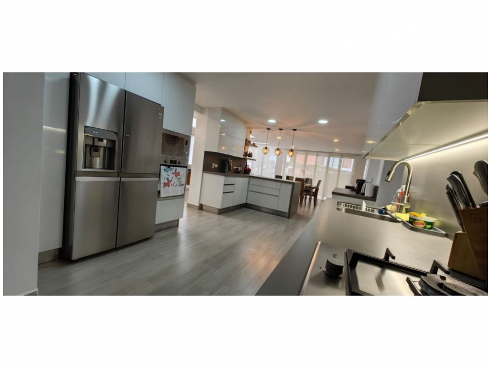 VENTA HERMOSA CASA EN VENTA LOMA SAN REMO, SABANETA — foto 6