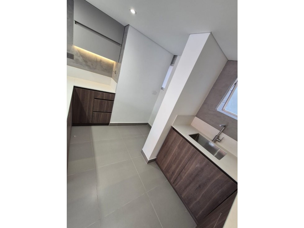 VENDO APARTAMENTO DUPLEX EN LAURELES, CERCA AL PRIMER PARQUE. — foto 6