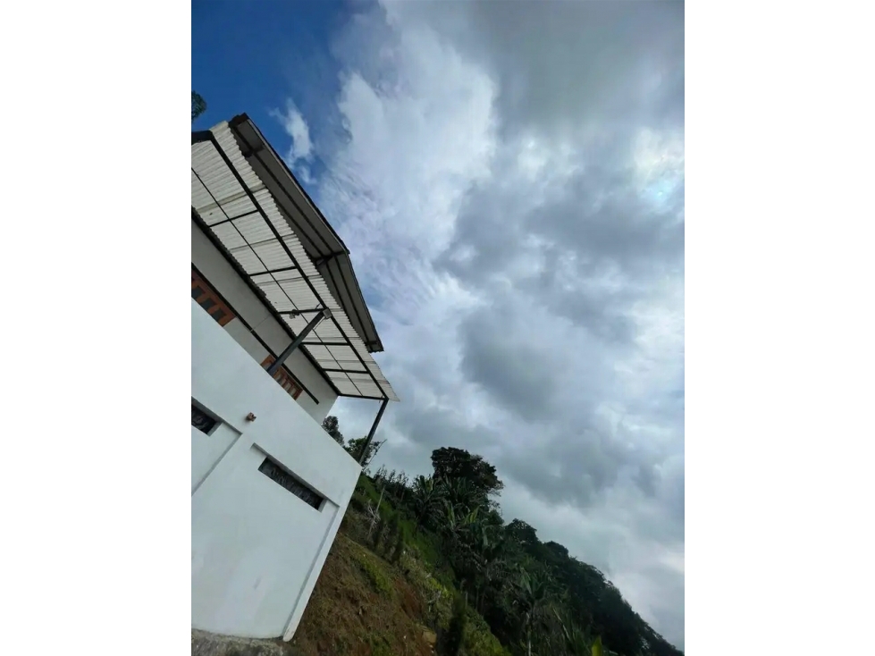 VENTA DE FINCA CABAÑA EN AMAGA - ANTIOQUIA - 6