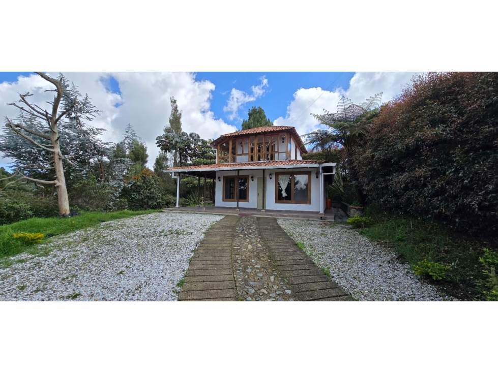 VENTA DE CASA FINCA EN SANTA ELENA VEREDA LA FELIPA — foto 3