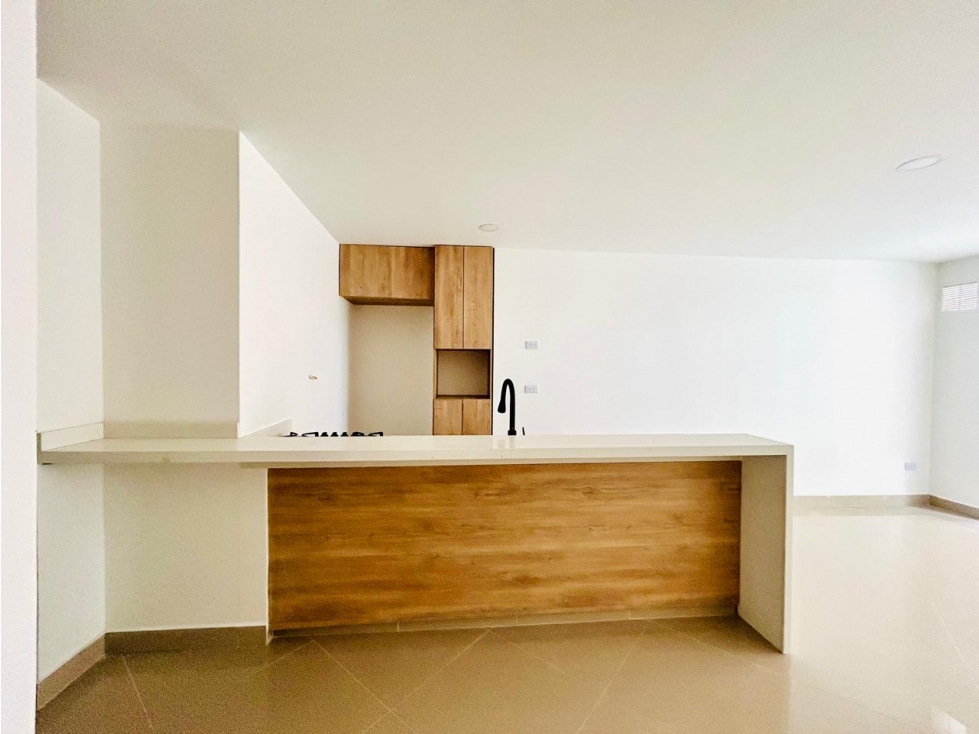 VENTA DE APARTAMENTO DIVIDIDO ENTREGA INMEDIATA, LAURELES- MEDELLÃN — foto 3