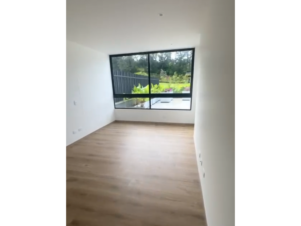 Lujo en Rionegro: Apto 134m² + 97m² de Terraza a 5 min del Aeropuerto — foto 4