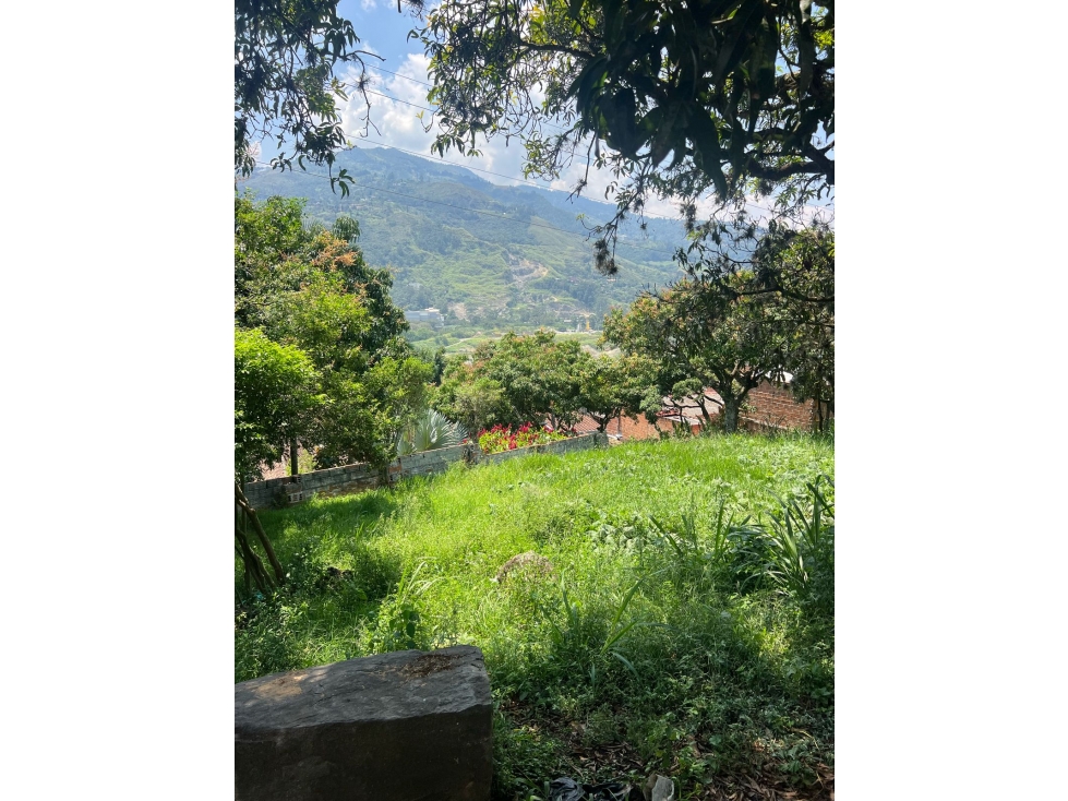 VENTA DE LOTE EN BELLO VEREDA GUASIMALITO NORTE AMÉRICA