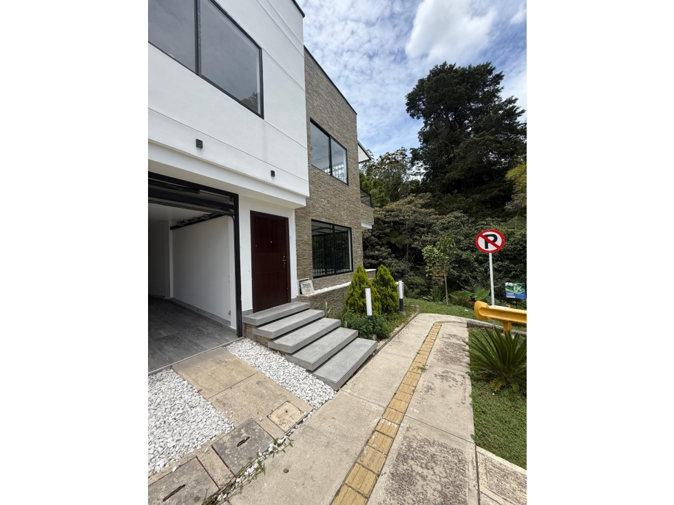 VENTA DE CASA EN RIONEGRO SECTOR LLANOGRANDE — foto 2