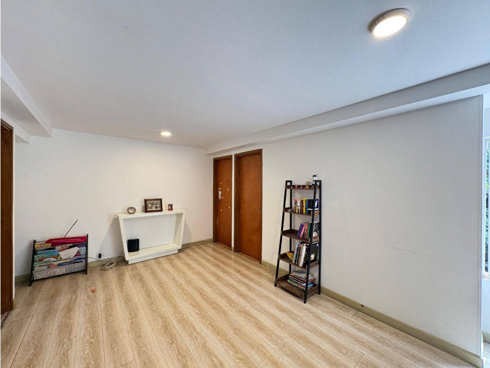 Vendo Casa 3 Niveles en El Poblado Castropol — foto 5
