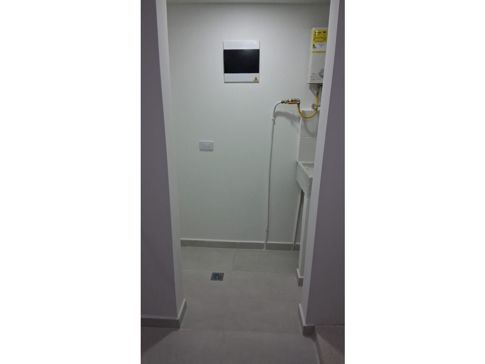 VENTA APARTAMENTO 55mts2. OBRA BLANCA. Sabaneta (con colega) — foto 5
