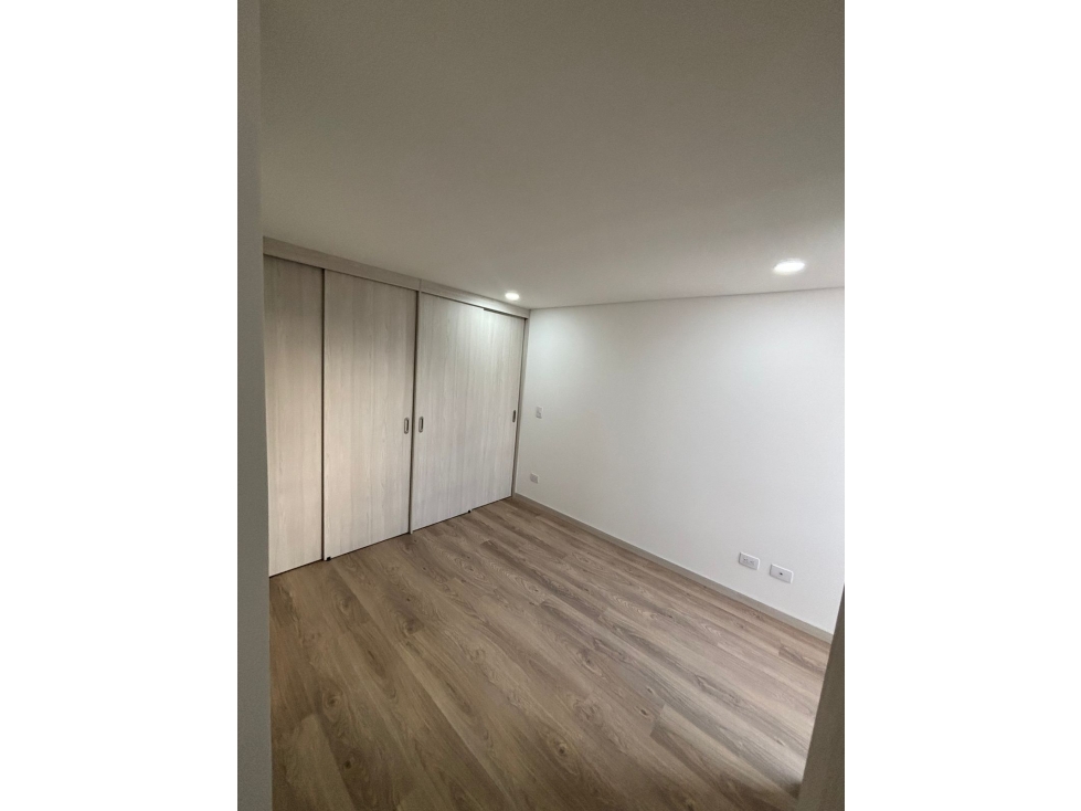 VENTA APARTAMENTO CON PARQUEADERO Y ÚTIL EN LA ESTRELLA SURAMÉRICA SE — foto 4