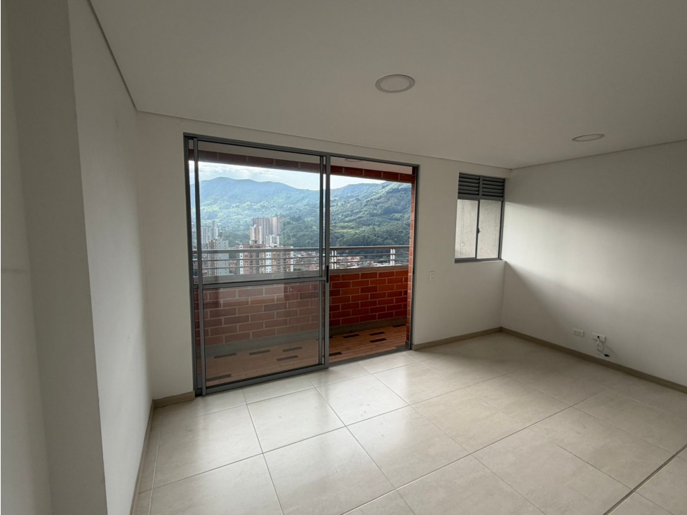 APARTAMENTO PARA LA VENTA EN ITAGUI - ANTIOQUIA