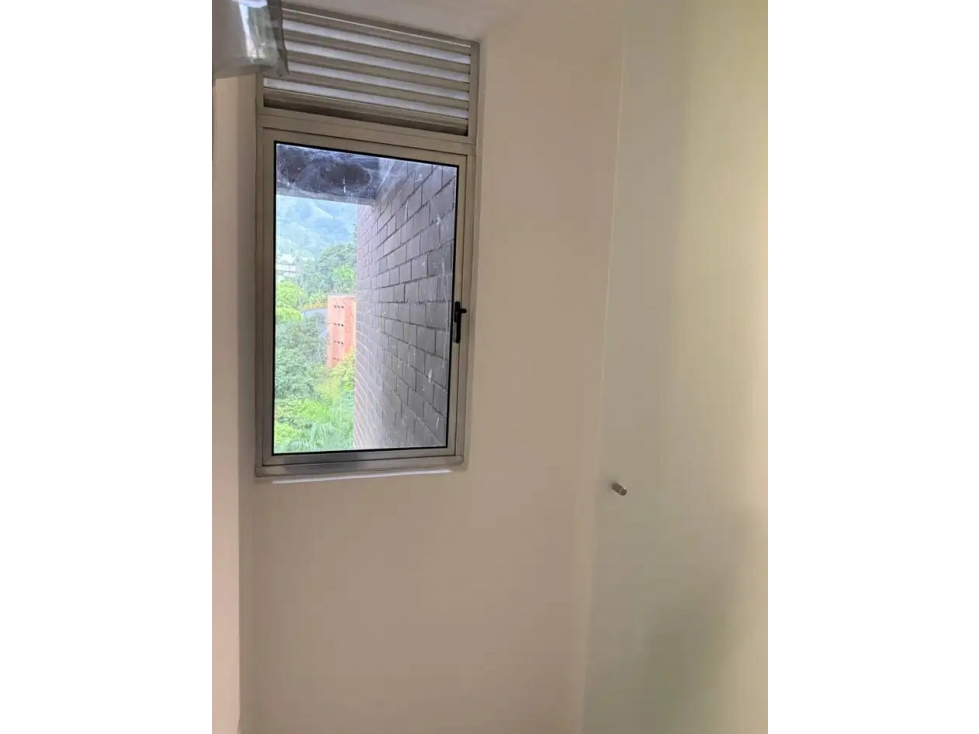 APARTAMENTO DE 61m2 CON PARQUEADERO Y C/U EN SABANETA - ZONA PLANA — foto 4