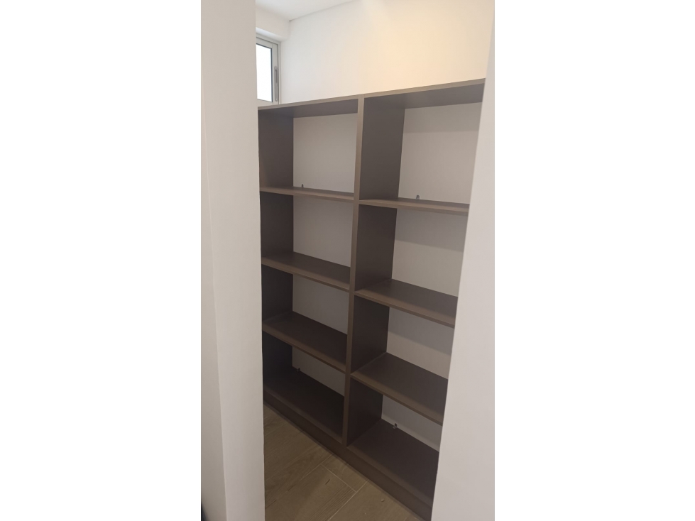 CASA NUEVA PARA ESTRENAR EN LLANOGRANDE. (Con colega) — foto 5