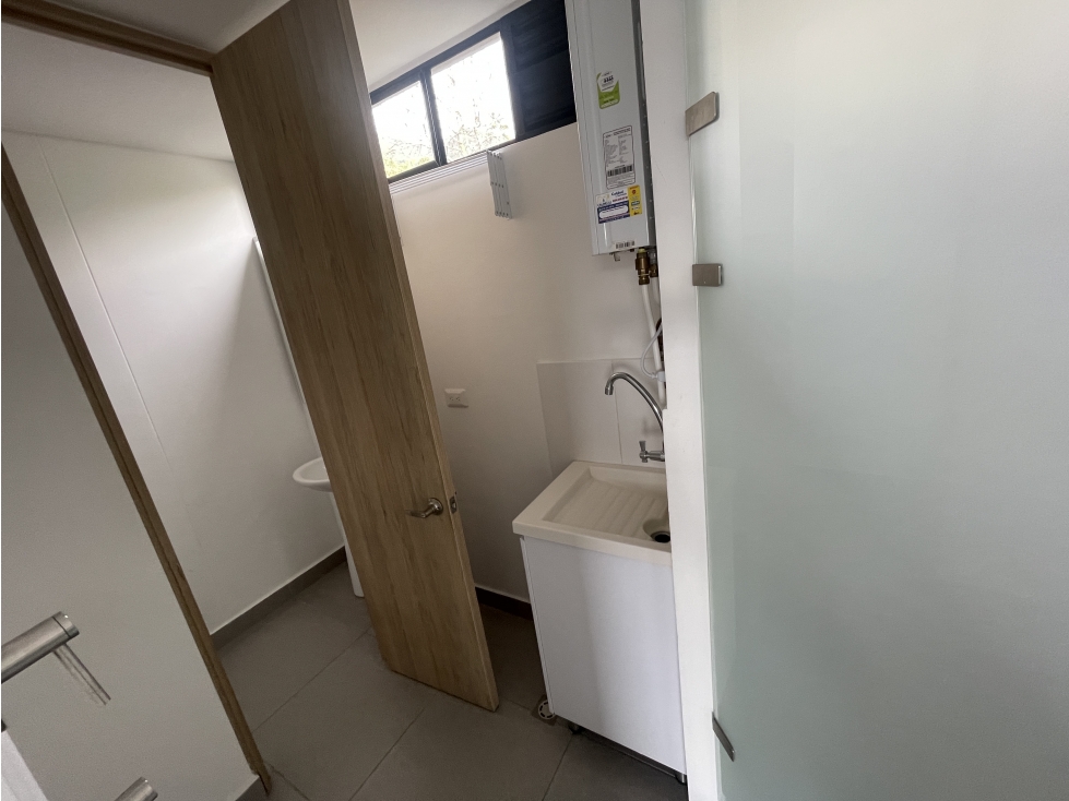 ARRIENDO APARTAMENTO POBLADO SECTOR TESORO - LALINDE — foto 5
