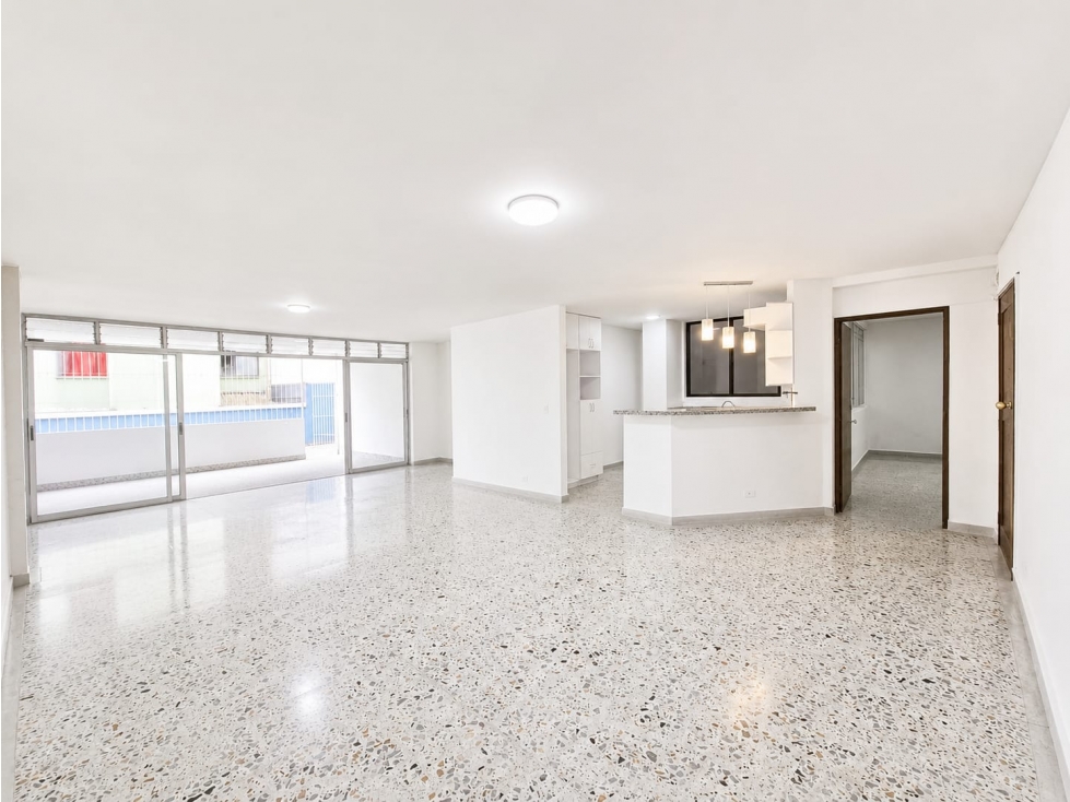 VENTA APARTAMENTO PARQUE DE ENVIGADO 159 MTS CON TERRAZA