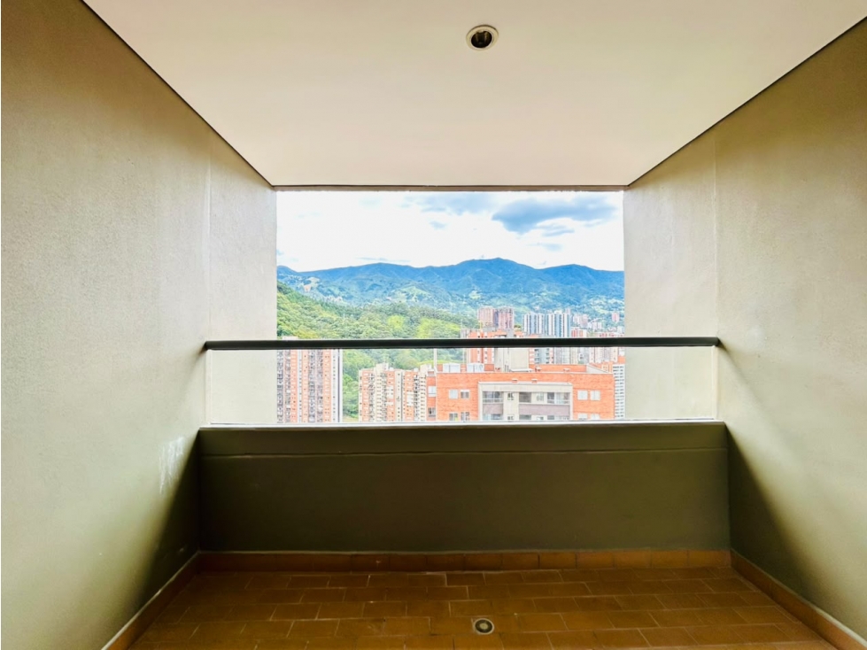 VENTA DE APARTAMENTO EN SABANETA LOMA SAN JOSÉ — foto 2