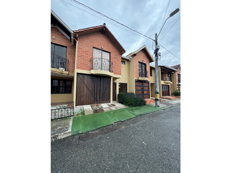 Venta de casa en Rionegro, 172 mts San antonio de pereira — foto 2