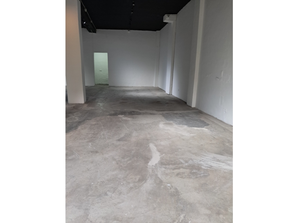 VENTA DE LOCAL COMERCIAL EN MEDELLÍN SECTOR CAMPO VALDÉS