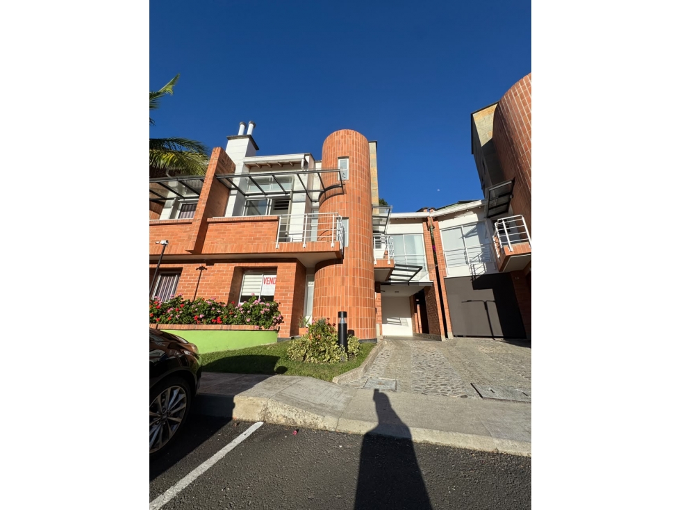 Venta de casa en el Retiro 200 mts