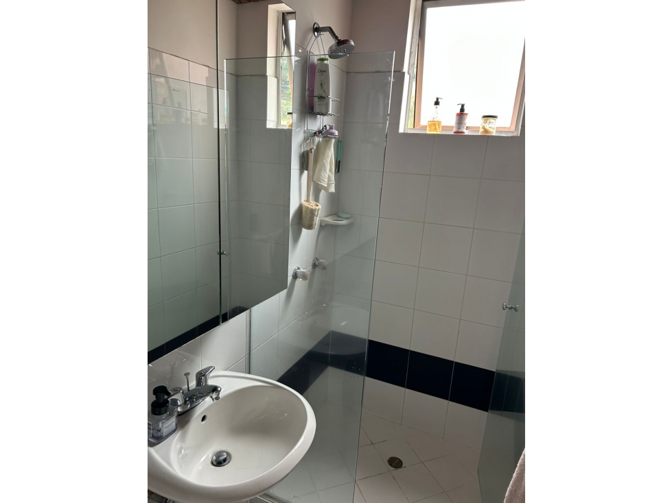 Vendo apartamento en loma del indio san Diego — foto 5