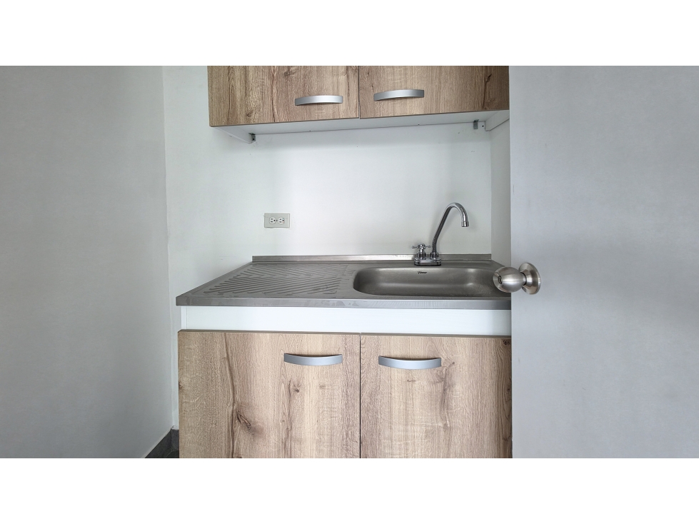 Vendo oficina en El Poblado, La Aguacatala — foto 4