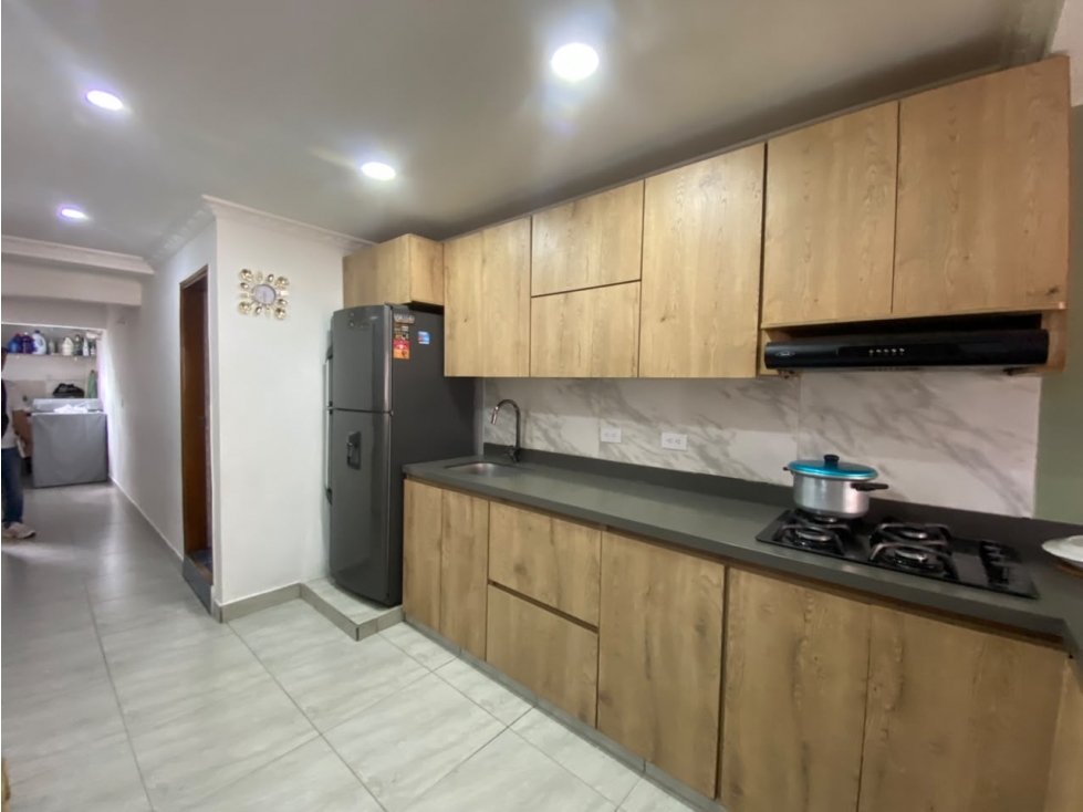 EN VENTA CASA - SECTOR PLANO DE SABANETA — foto 4