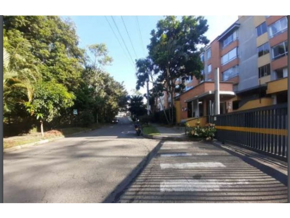 VENDO APTO ENVIGADO CAMINO VERDE