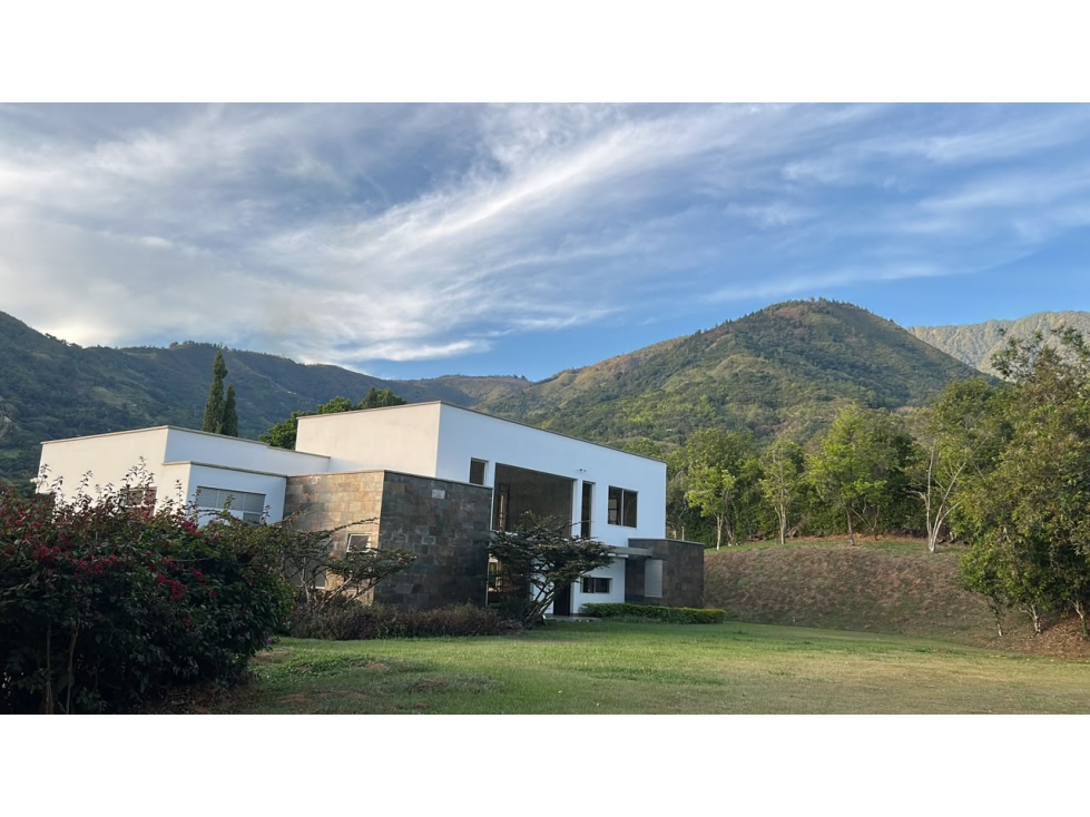 CASA CAMPESTRE EN VENTA EN SAN JERONIMO - EL ALTICO — foto 2