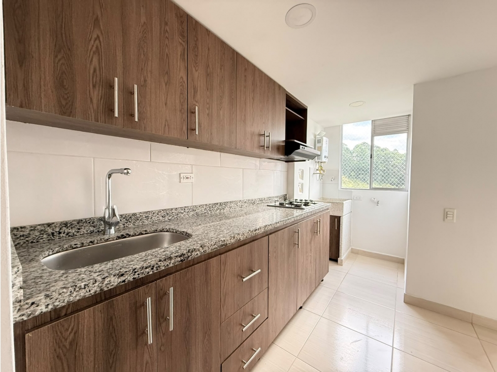 APARTAMENTO EN VENTA EN SABANETA SECTOR LAS LOMITAS — foto 3