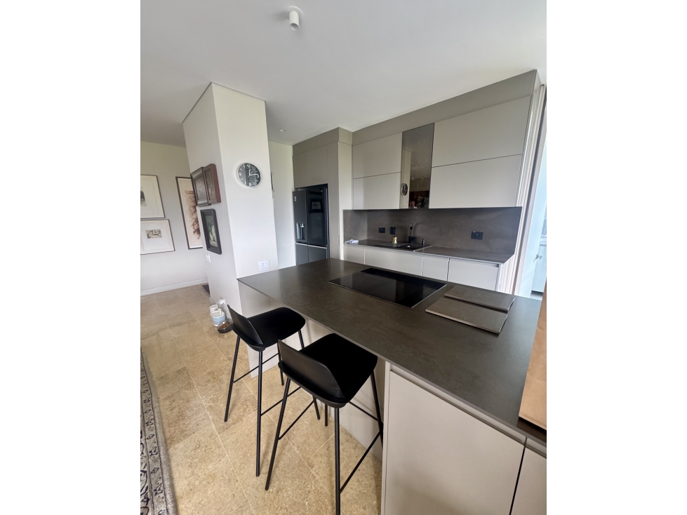 VENTA APARTAMENTO POBLADO VISTA A LA CANCHA DE GOLF DEL CAMPESTRE. — foto 4