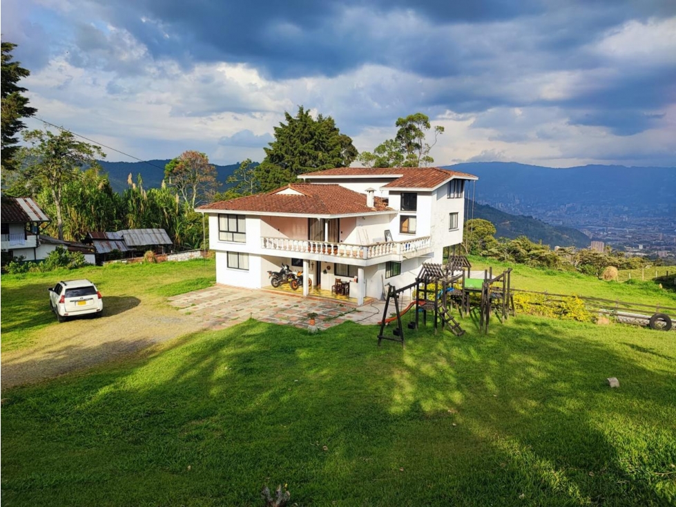 VENTA DE FINCA EN SAN ANTONIO DE PRADO