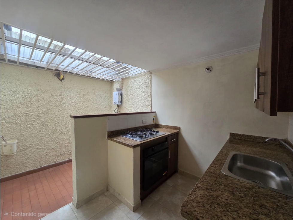 Venta de Casa Para Reforma en el Sector Suramérica en Itagüí. 70.7 Mts — foto 5