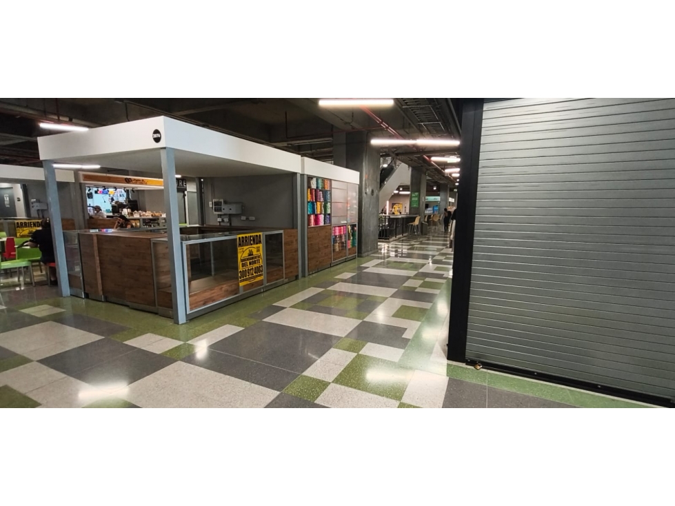 Se Vende local Comercial Centro Comercial 14 mts