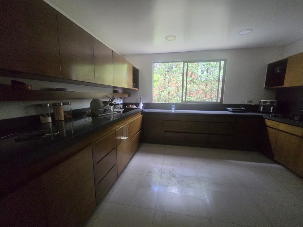 SE VENDE HERMOSA CASA DE UN SOLO NIVEL EN SABANETA 1.200 MTS — foto 6