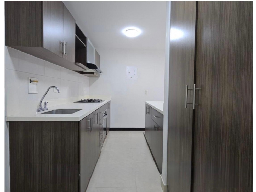 VENTA DE APARTAMENTO EN SABANETA SECTOR SAN JOSE PARTE BAJA — foto 5