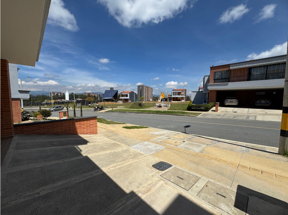 Venta de casa NUEVA en San antonio de pereira 178 mts, Rionegro — foto 3