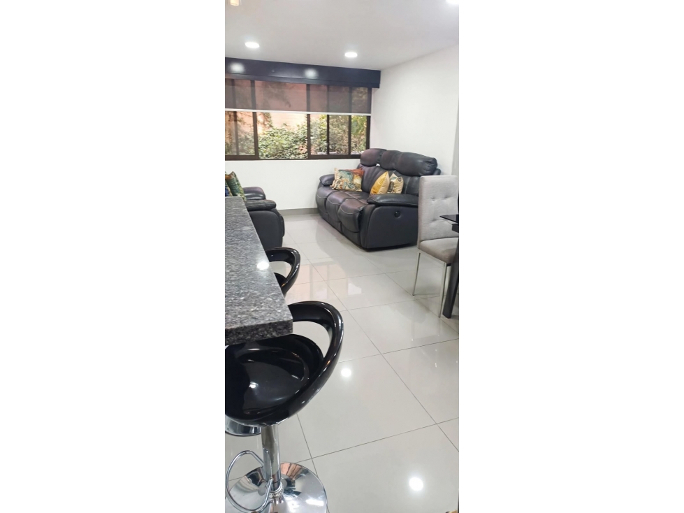 hermoso apartamento en venta cerca al parque de envigado — foto 2
