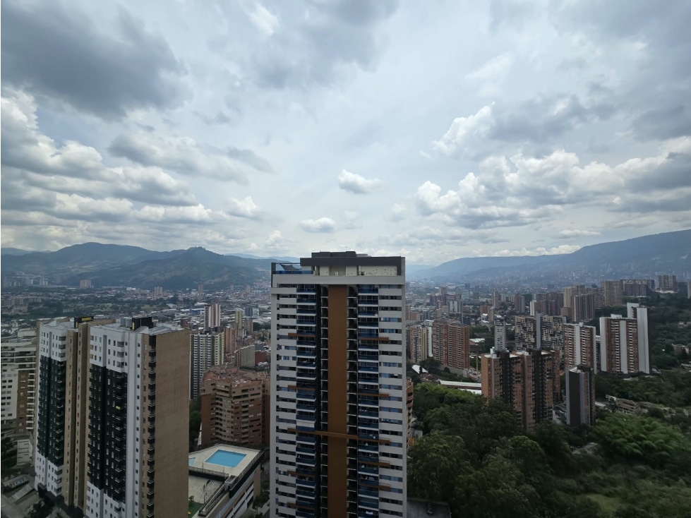 SE VENDE APARTAMENTO SECTOR LAS LOMITAS EN SABANETA 66 MTS