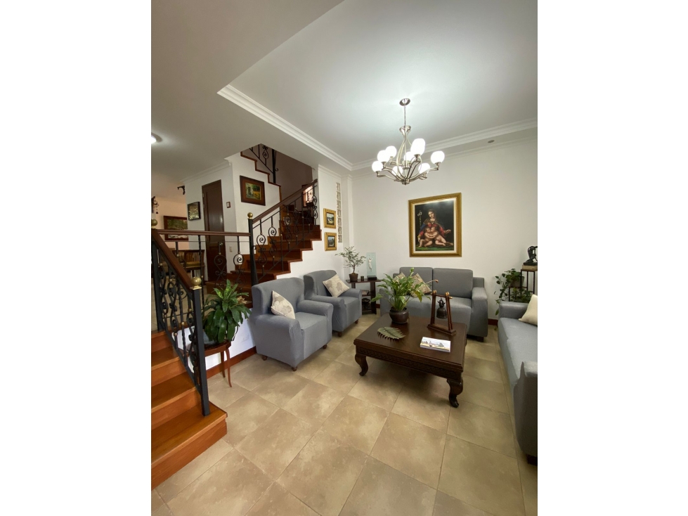CASA DE 2 NIVELES EN VENTA - SABANETA - ALCAZAR - 4