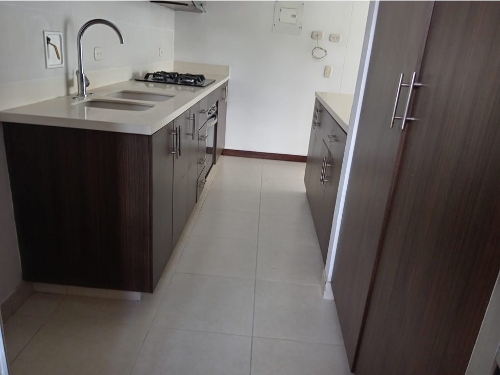 VENTA DE APARTAMENTO DE 85m2 EN SABANETA - SAN JOSE — foto 3