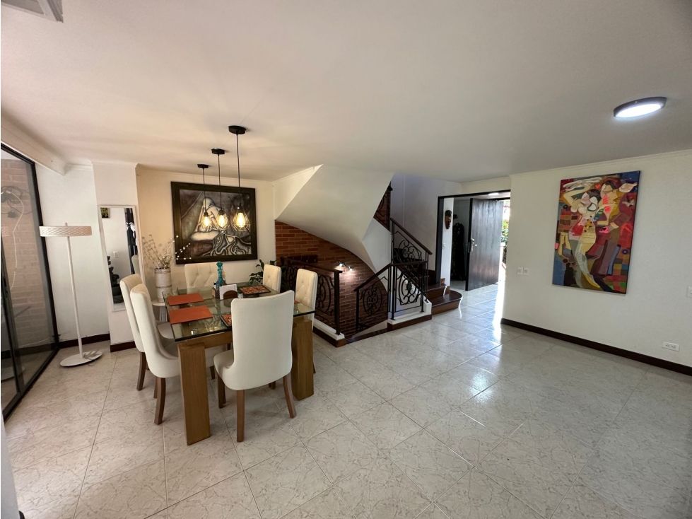 VENTA CASA UNIFAMILIAR EN LA LOMA DE LAS BRUJAS, ENVIGADO — foto 5