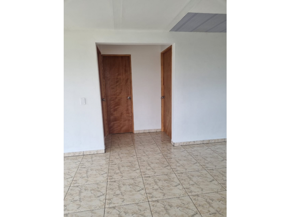 VENTA DE CASA FINCA EN GUARNE VEREDA PIEDRAS BLANCAS - 5