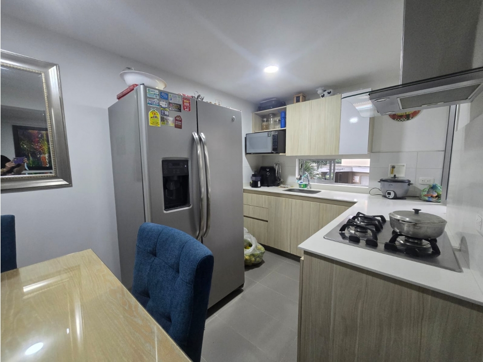 LV Apartamento en Venta Loma de los Bernal SOLO POR INVERSION — foto 2