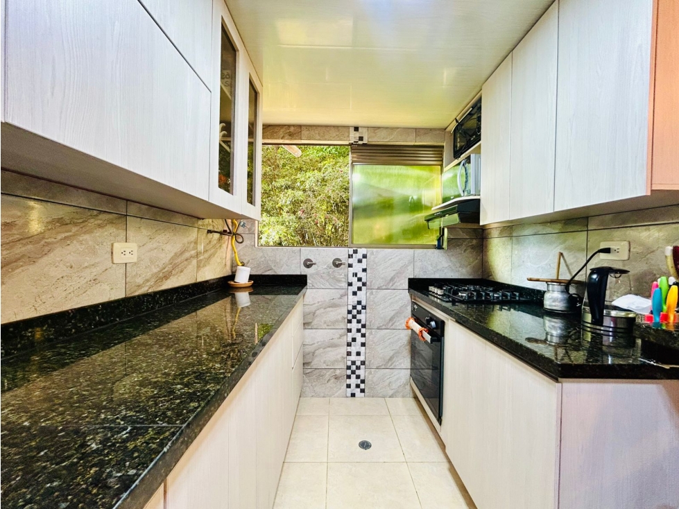 VENTA DE CASA EN UNIDAD CERRADA EN CUMBRES ENVIGADO, ANTIOQUIA — foto 4