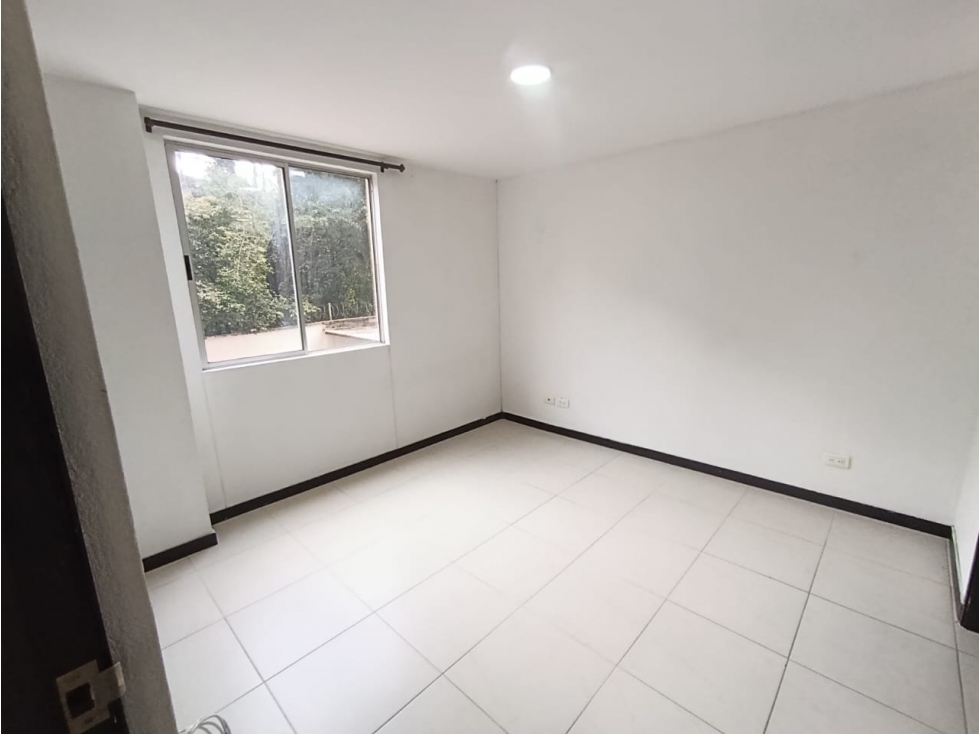 VENTA APARTAMENTO EN RIONEGRO, SAN ANTONIO, PRECIO DE OPORTUNIDAD — foto 4