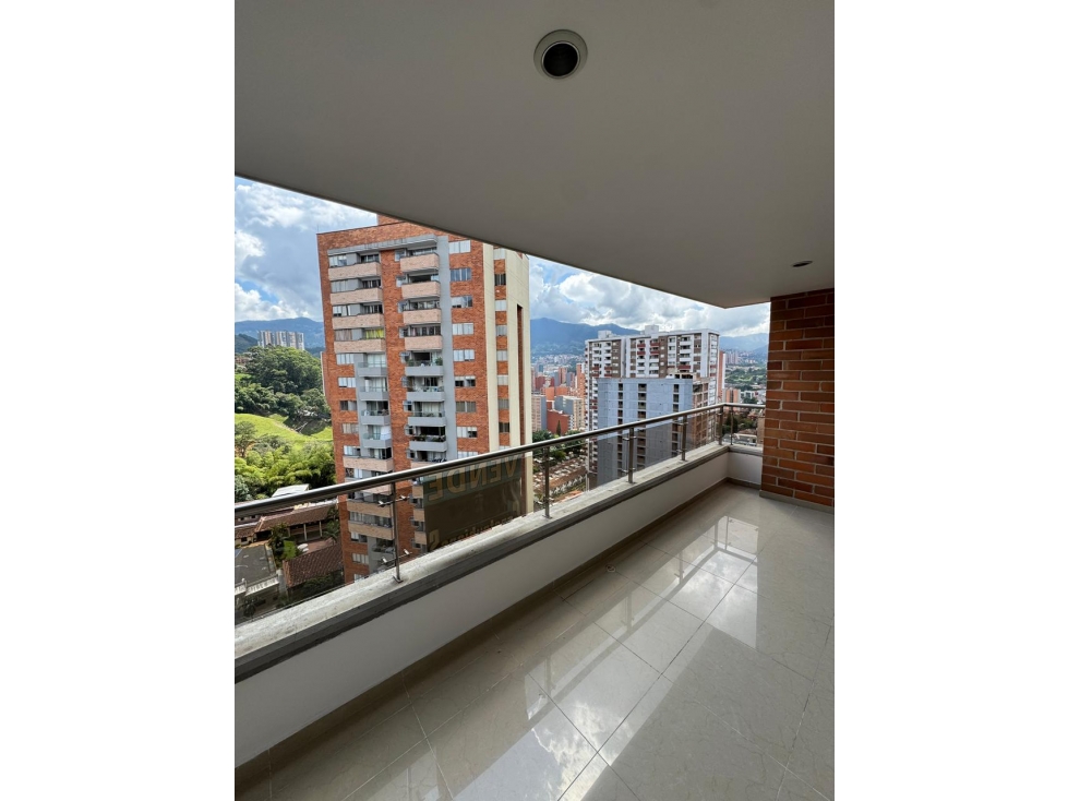 APARTAMENTO EN VENTA EN SABANETA - LAS LOMITAS (parte baja)