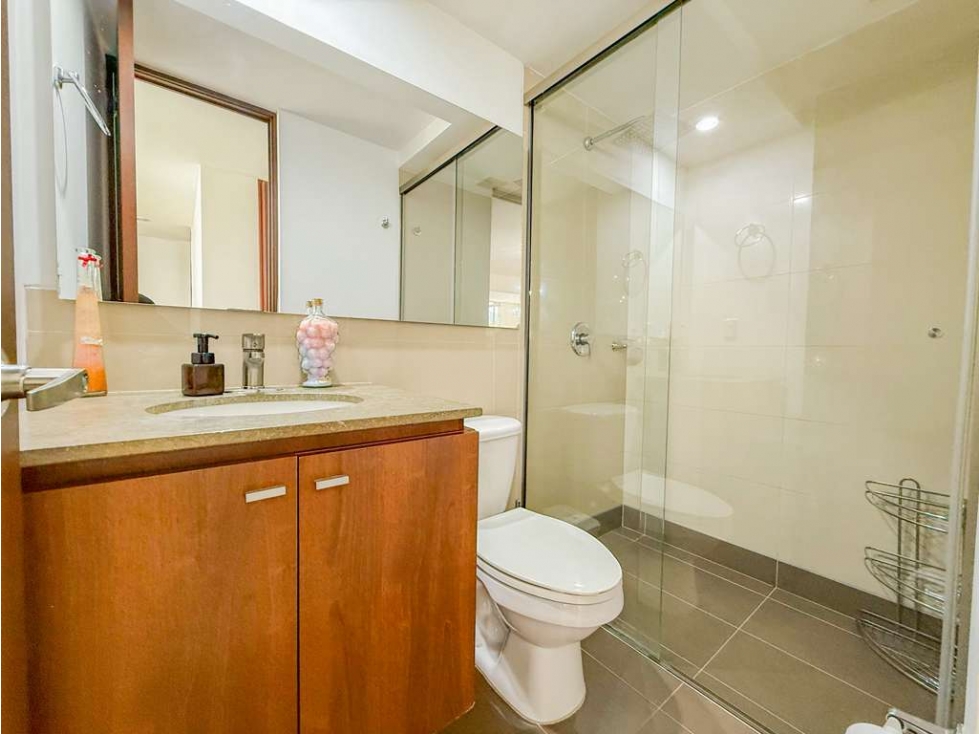 Apartamento amoblado para renta en Milla de Oro EL POBLADO Medellín — foto 6