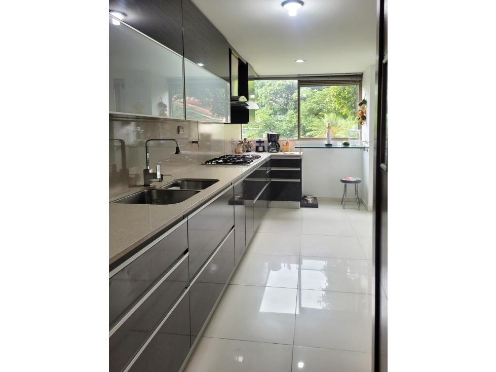 Vendo apartamento en El Poblado, CC Santafé — foto 6
