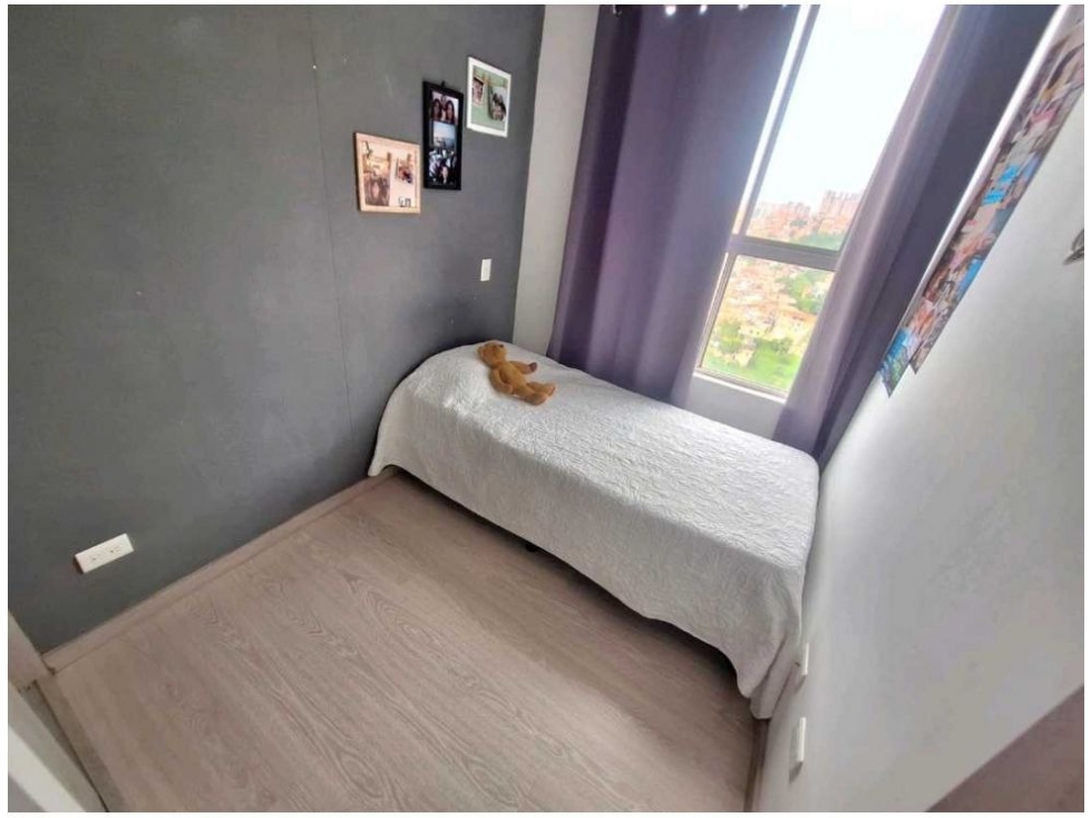 APARTAMENTO EN VENTA LOMA DE LOS BERNAL — foto 6
