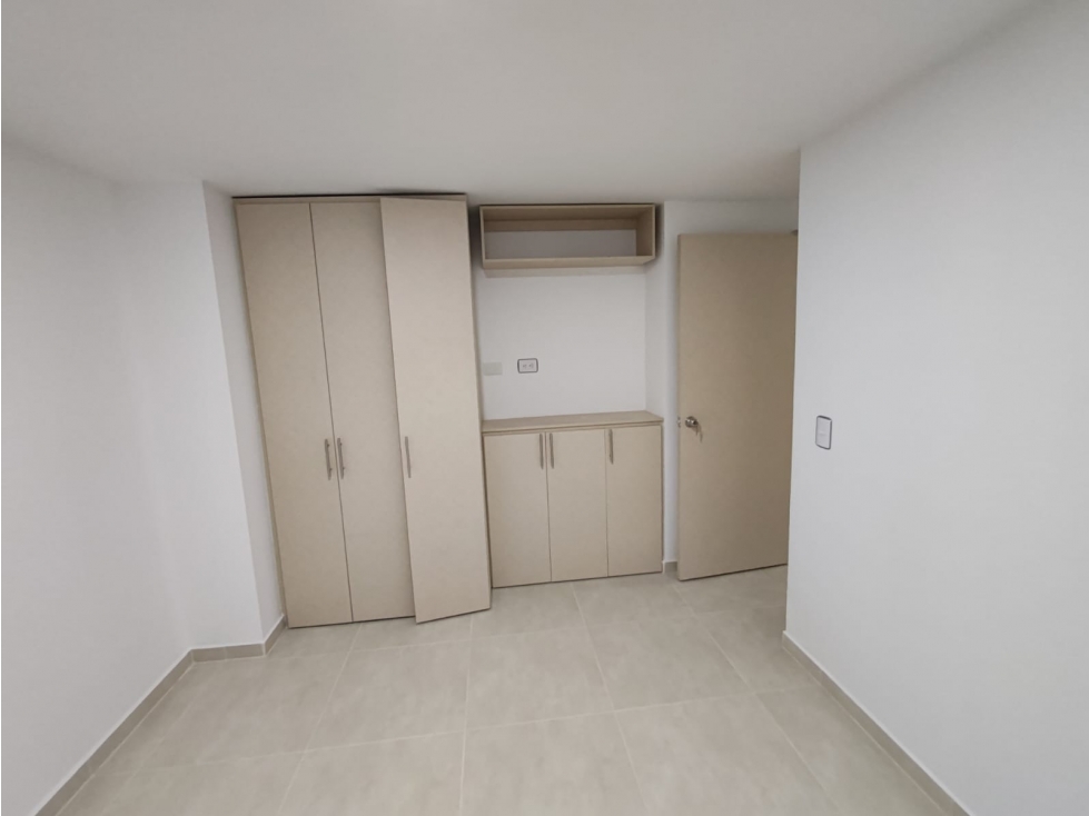 VENDO APTO BARRIO HOLANDA — foto 5