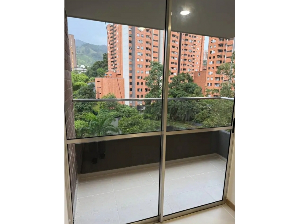 APARTAMENTO DE 61m2 CON PARQUEADERO Y C/U EN SABANETA - ZONA PLANA — foto 5